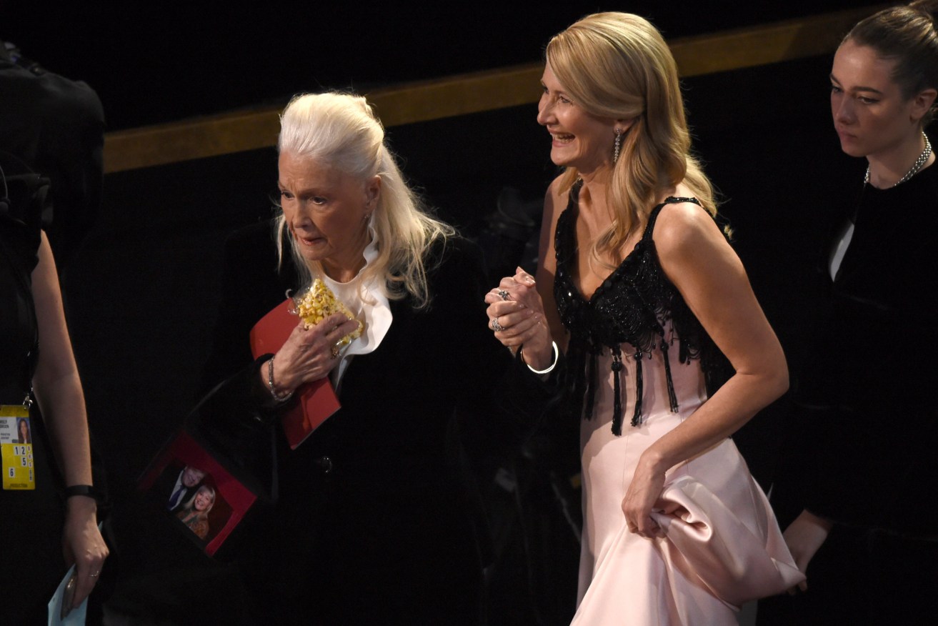 Diane Ladd (left) with her daughter Laura Dern at the Oscars at the Dolby Theatre in Los Angeles, where Dern took home the best supporting actress statue.  (Photo: AP Photo/Chris Pizzello)