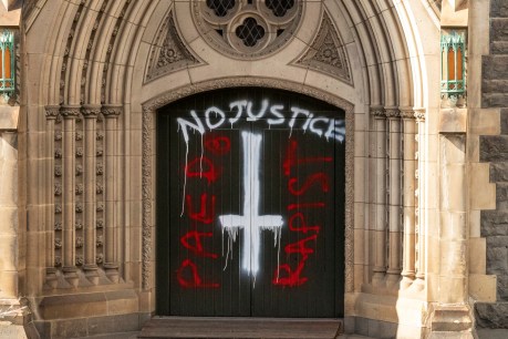 Çathedral vandalised after Pell set free by High Court decision