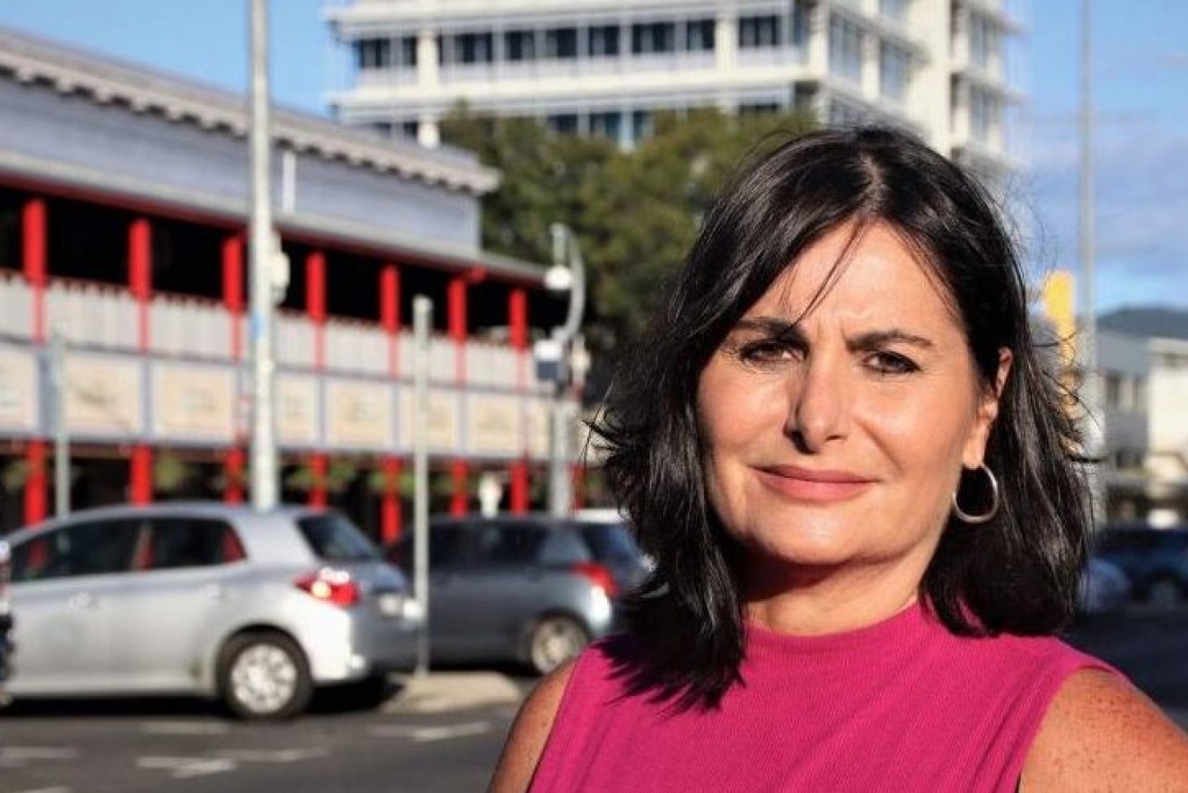 Travel agent Mercedes Gonzalez recalls Sydney to Cairns return airfares costing upwards of $900 return after Ansett's demise.

ABC News: Marian Faa
