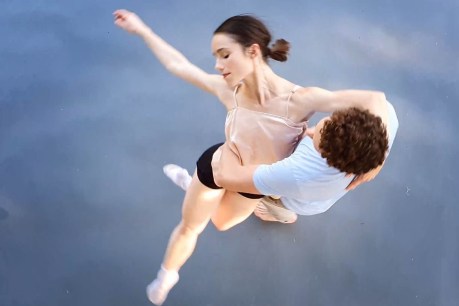 How two ballet dancers have managed to avoid tyranny of distancing