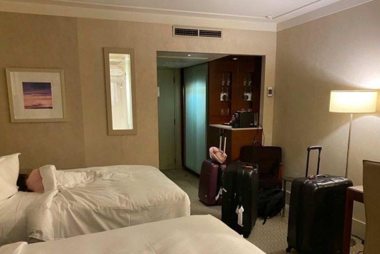 State authorities are warning Queenslanders to return home from Victoria immediately or risk an "expensive stay" at a hotel. (Photo: ABC)