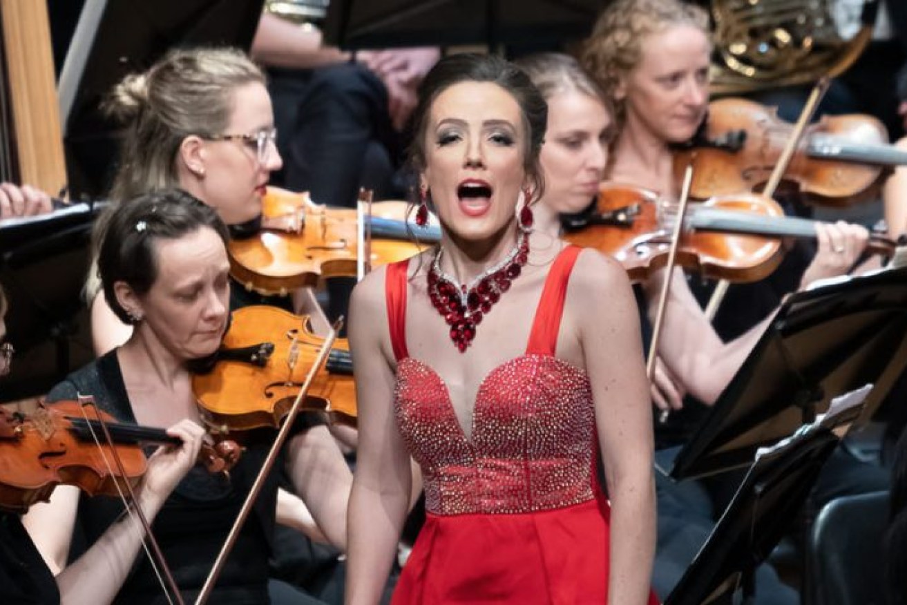 Jenna Robertson in concert with Willoughby Symphony Orchestra Sydney 2020. (Photo: Rosa Doric)