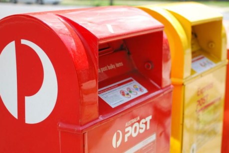 Record number of Queenslanders apply to go postal at election