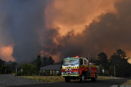 Bushfire commission says Prime Minister should have had emergency powers