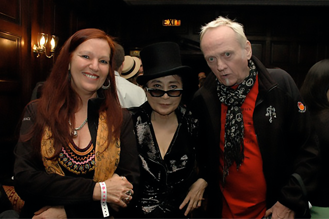 Minnie (left) and Ritchie Yorke with Yoko Ono. (Photo: supplied)