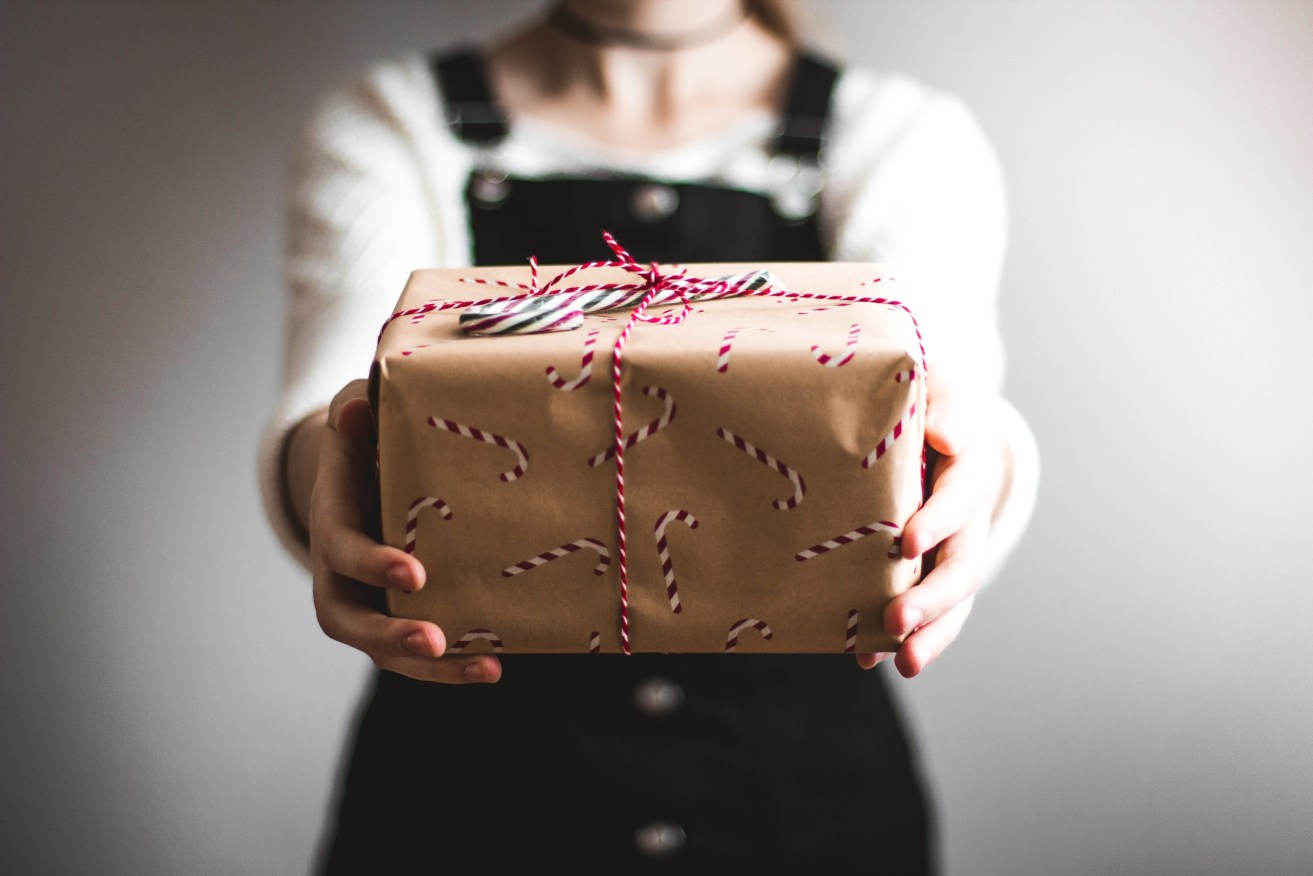 When buying gifts for love interests, the rules of reciprocity most certainly apply. (Photo: Unsplash).
