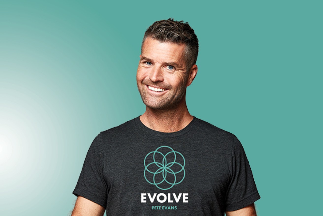 Controversial chef and consoiracy theorist Pete Evans will stand as a senate candidate.