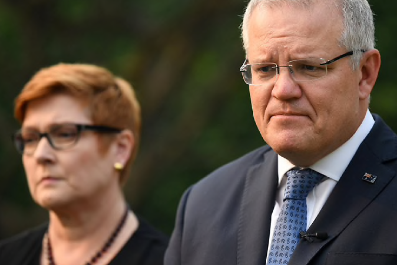 Prime Minister Scott Morrison and his "Prime Minister for Women "Marise Payne. (AAP Photo)
photo: AAP)