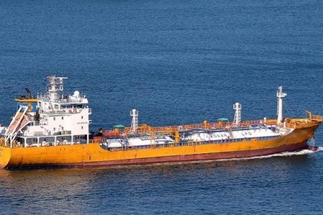 ‘COVID ship’ allowed to anchor off Brisbane, medical teams to board