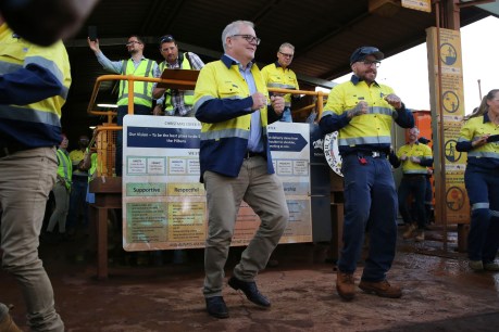 PM surveys cyclone damage, commits to climate change boost