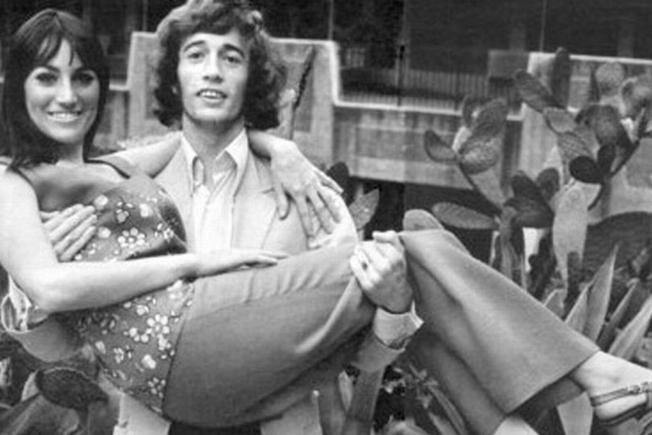 Brisbane mother Lesley Gibb with one of her famous brothers, Robin (Pic: brothersgibb.com)