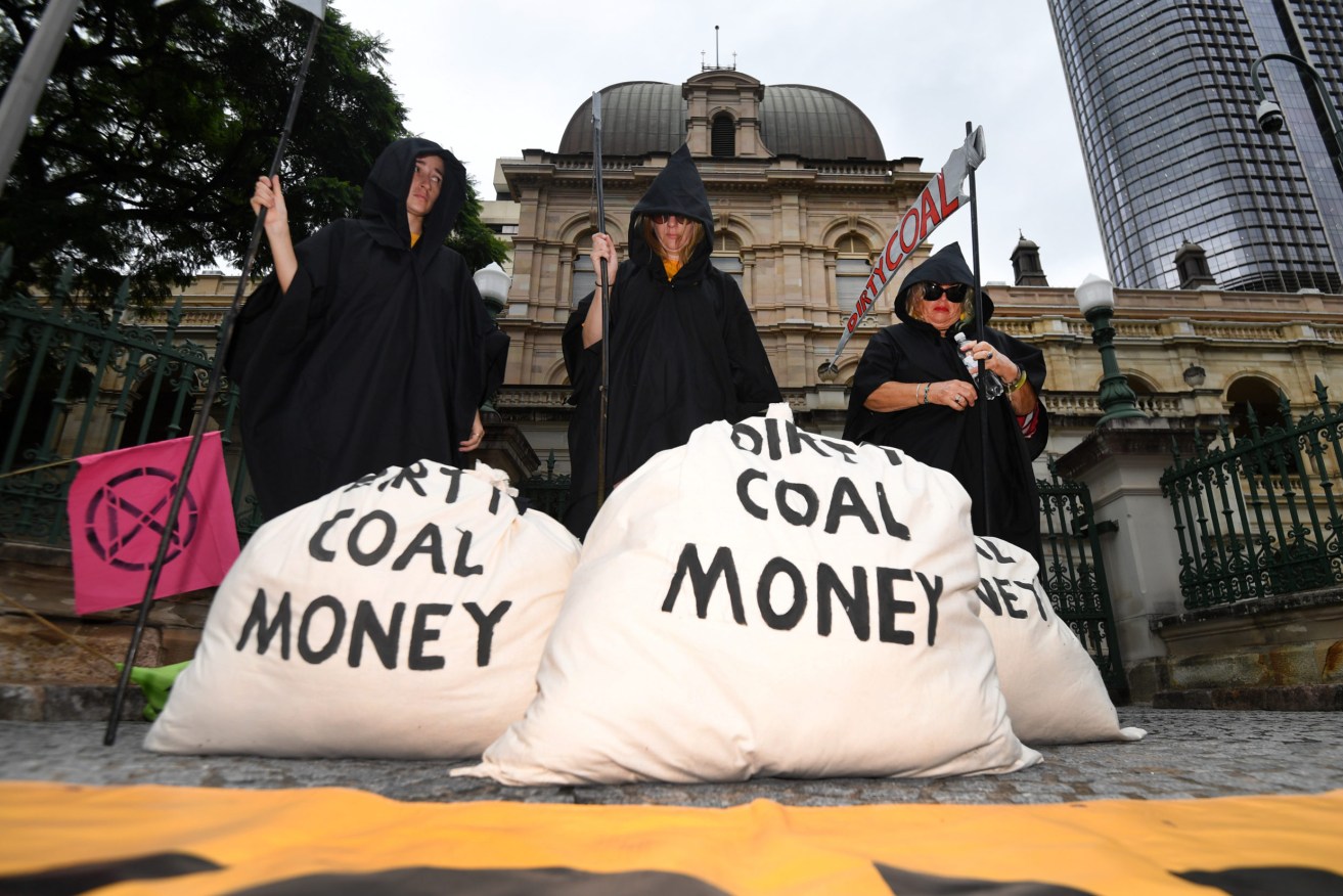 Extinction Rebellion protesters demonstrating outside Parliament House last year. (AAP Image/Dan Peled)