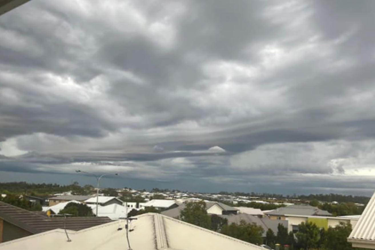 Grey skies and a cold front swept over Brisbane and surrounds (ABC photo)