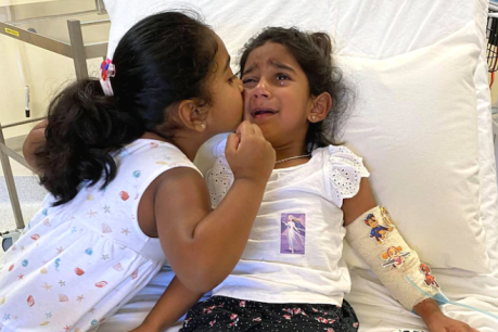 Detainee, 3, denied pneumonia treatment, say supporters