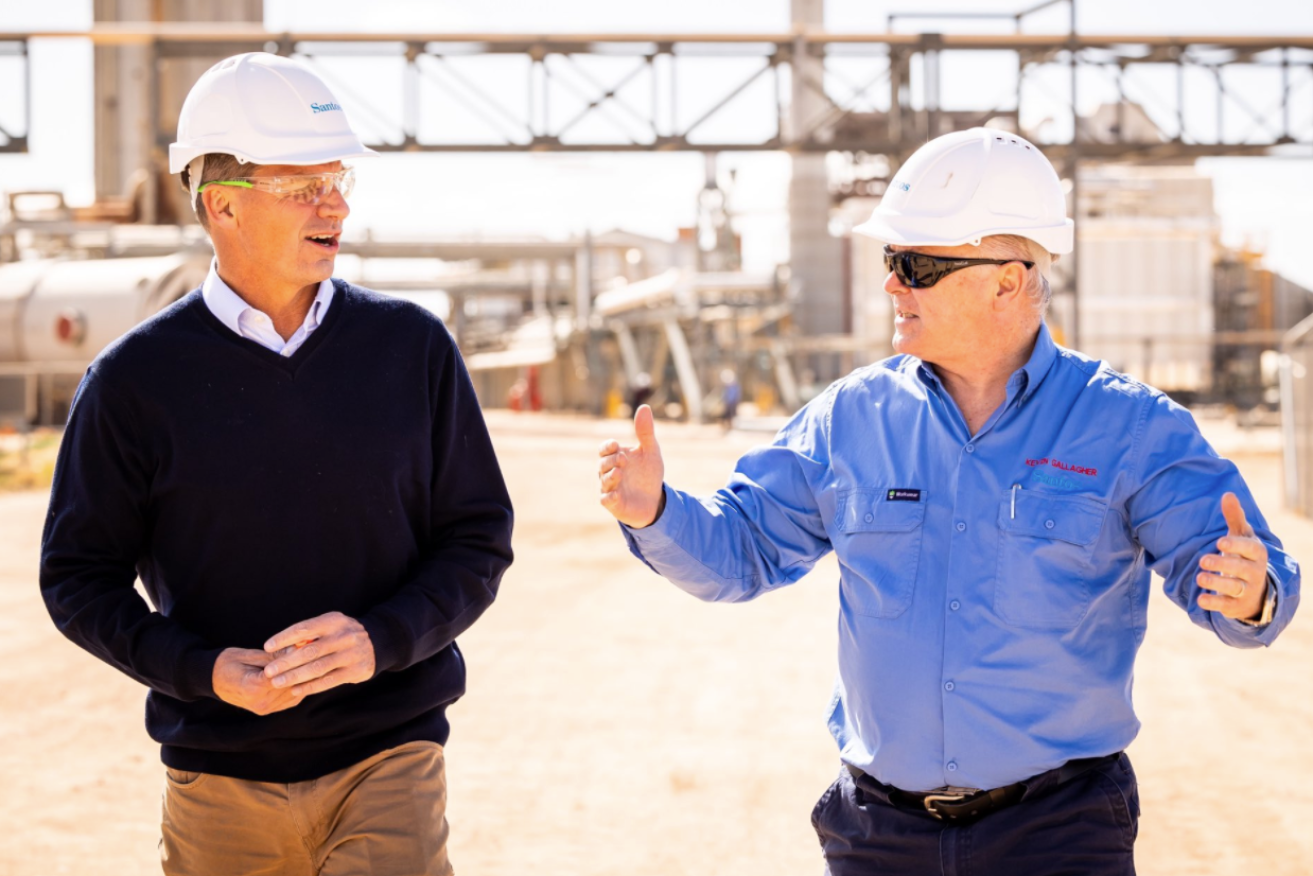 Angus Taylor and Kevin Gallagher at Moomba gas project. Image: Santos