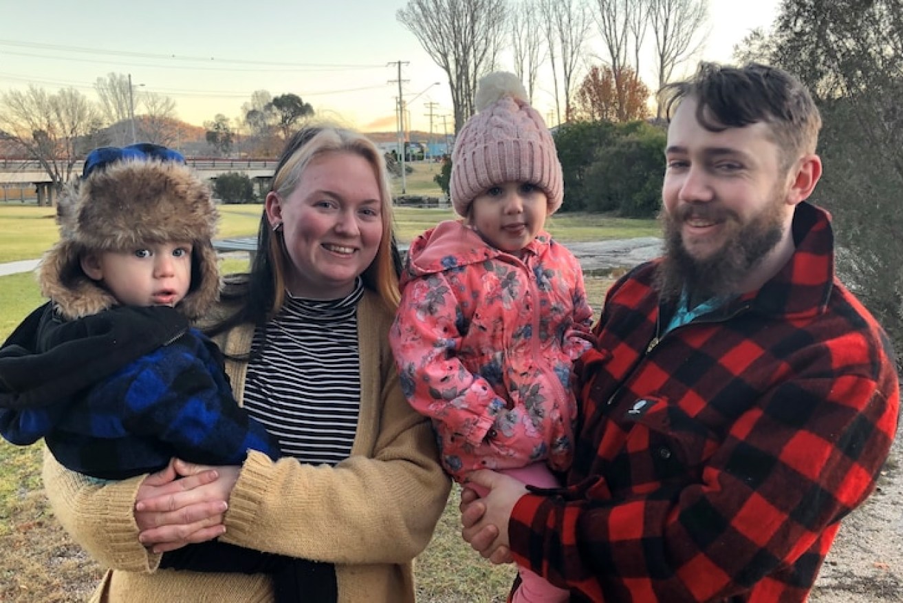 The Moore family left Brisbane at 3:10am to travel to Stanthorpe in search of snow.(Photo: ABC Southern Queensland: David Chen)