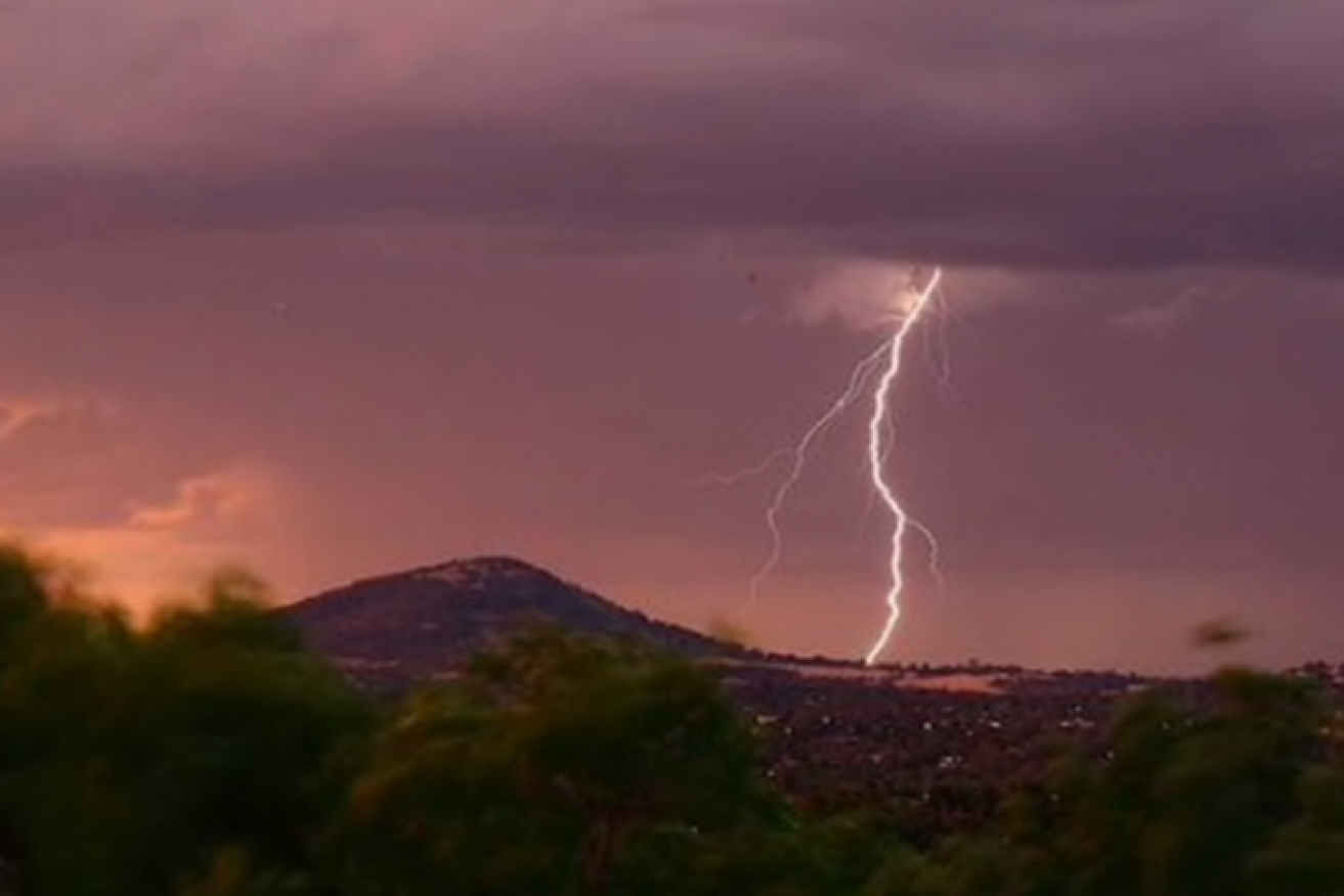 Powerful electrical storms carrying heavy rainfall lashed the south-east early this morning (Photo: ABC - Brett Clarke).