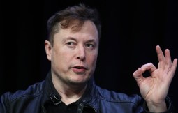 Musk plans to charge ‘small fee’ for those who post on X