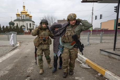 Civilians trapped in besieged Ukrainian port city as war worsens by the day