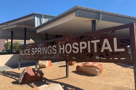 One dead, eight injured in tour bus crash near Alice Springs