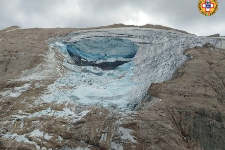 Italian glacier collapse kills at least six people