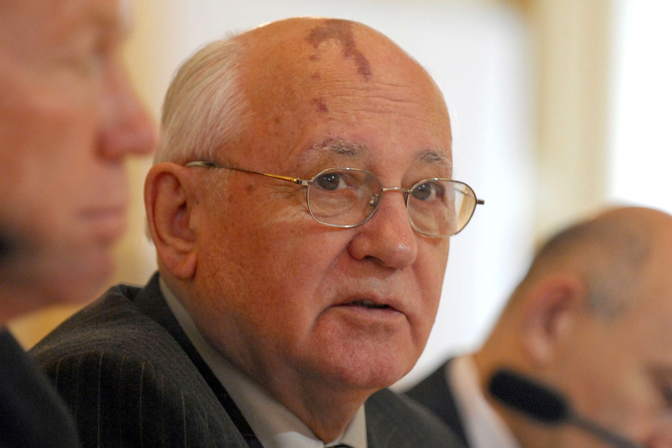 Former Soviet President Mikhail Gorbachev during a press conference in Brisbane, Friday July 21, 2006. . (AAP Image/Tony Phillips) 
