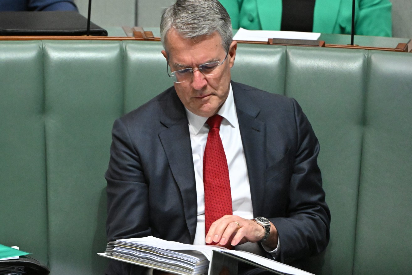 Attorney-General Mark Dreyfus during House of Representatives Question Time at Parliament House in Canberra, Wednesday. (AAP Image/Mick Tsikas) 
