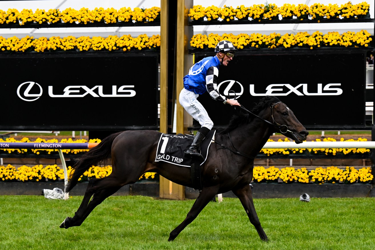 Jockey Mark Zahra rides Gold Trip to win the 2022 Lexus Melbourne Cup. (AAP Image/James Ross) 