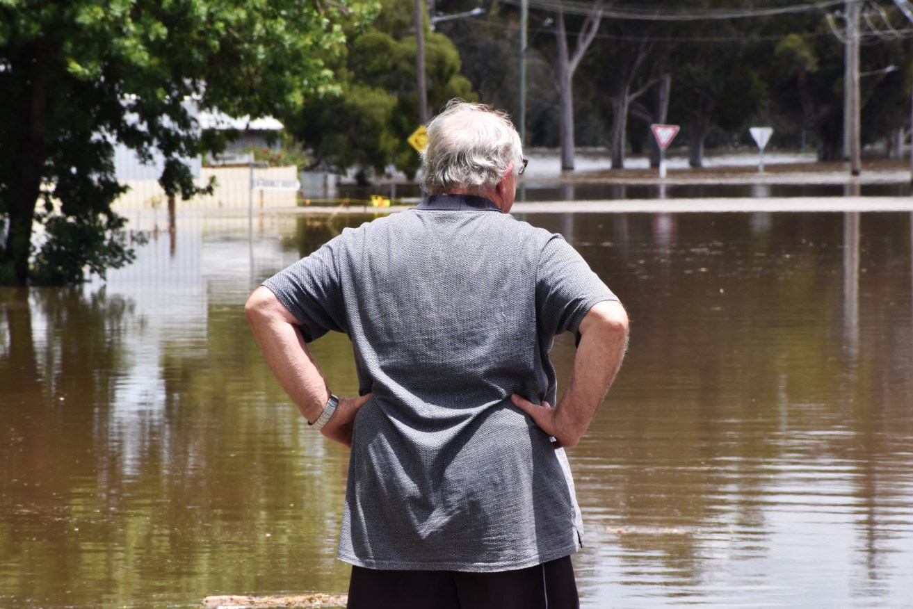 Floodwaters in Forbes, in the Central West of New South Wales. (AAP Image/Murray McCloskey) 