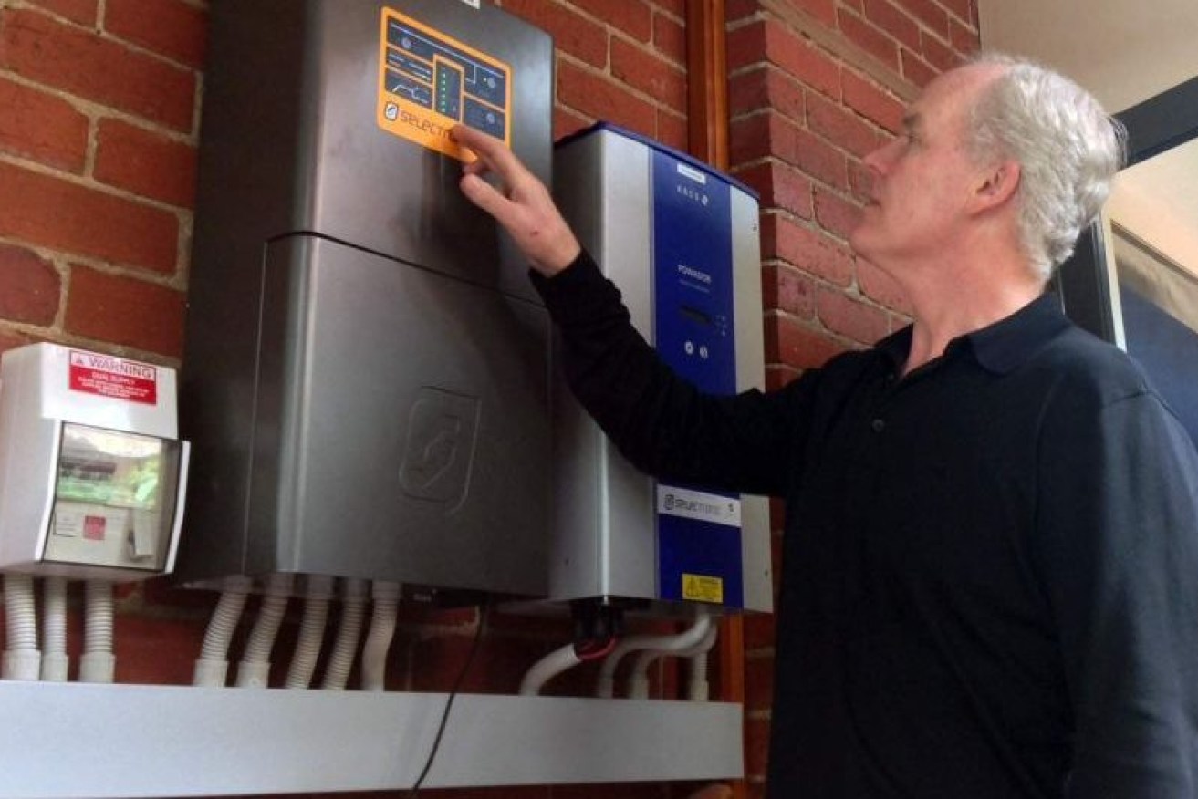 Government tips a boom in battery storage