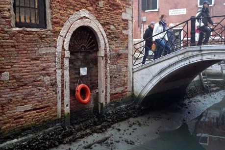 High and dry: Gondolas become gone-dolas as canals of Venice run dry
