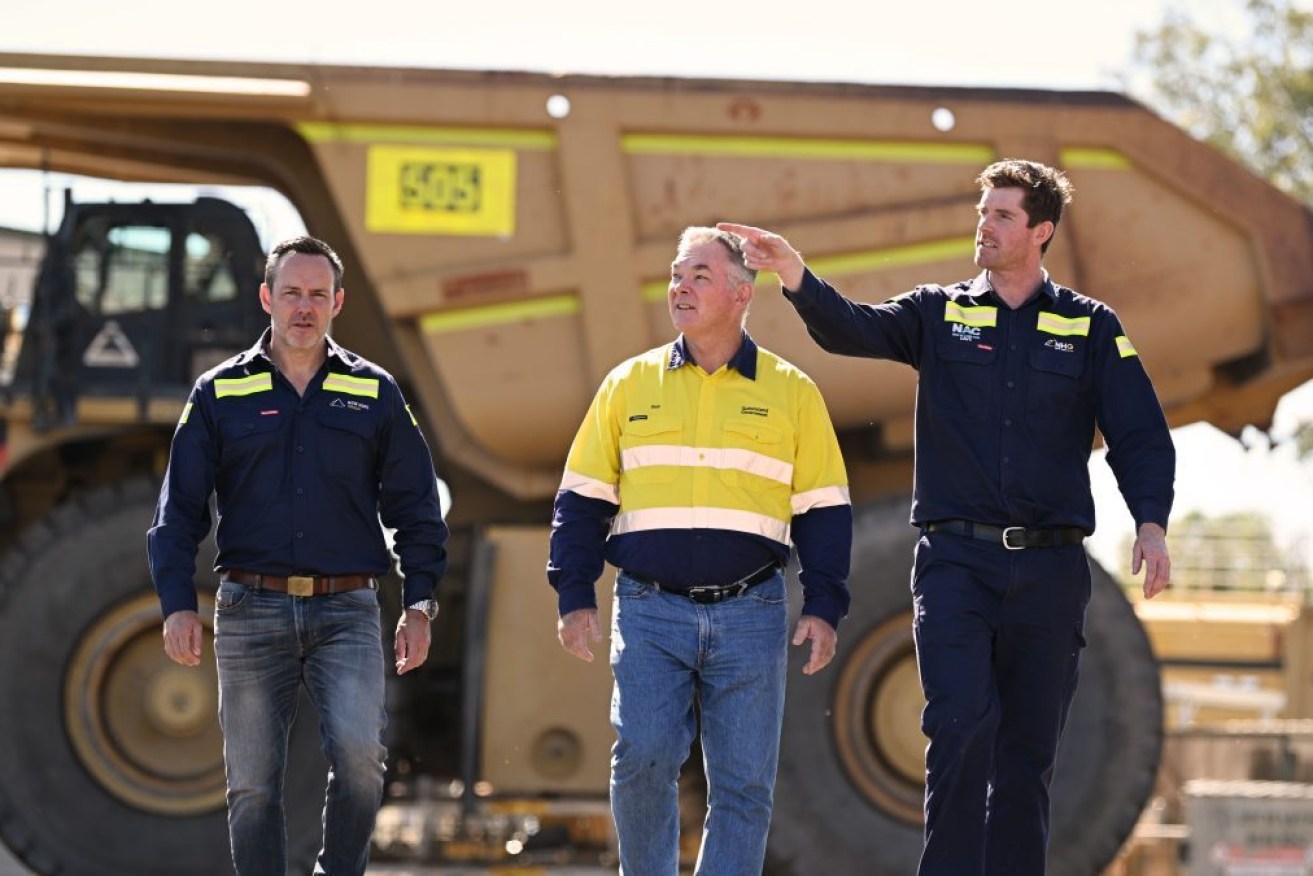 Queensland Resources Minister Scott Stewart (centre) and New Hope's Rob Bishop and Dave O'Dwyer at yesterday's Acland expansion opening (Pic New Hope)