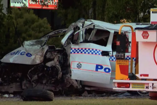 Man who slammed ute into police van faces at least 3 years in jail