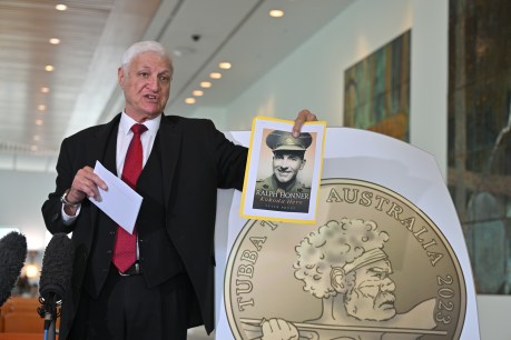 Small change: Katter wants King’s head removed from coins, replaced with indigenous figure