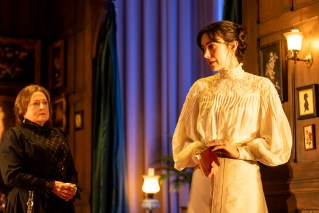 A slow burn, but Gaslight unravels the art of pure theatre in a play for the ages