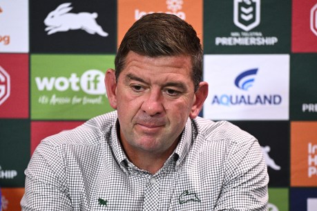 Under-pressure Rabbitohs coach takes just 27 seconds to air his frustrations
