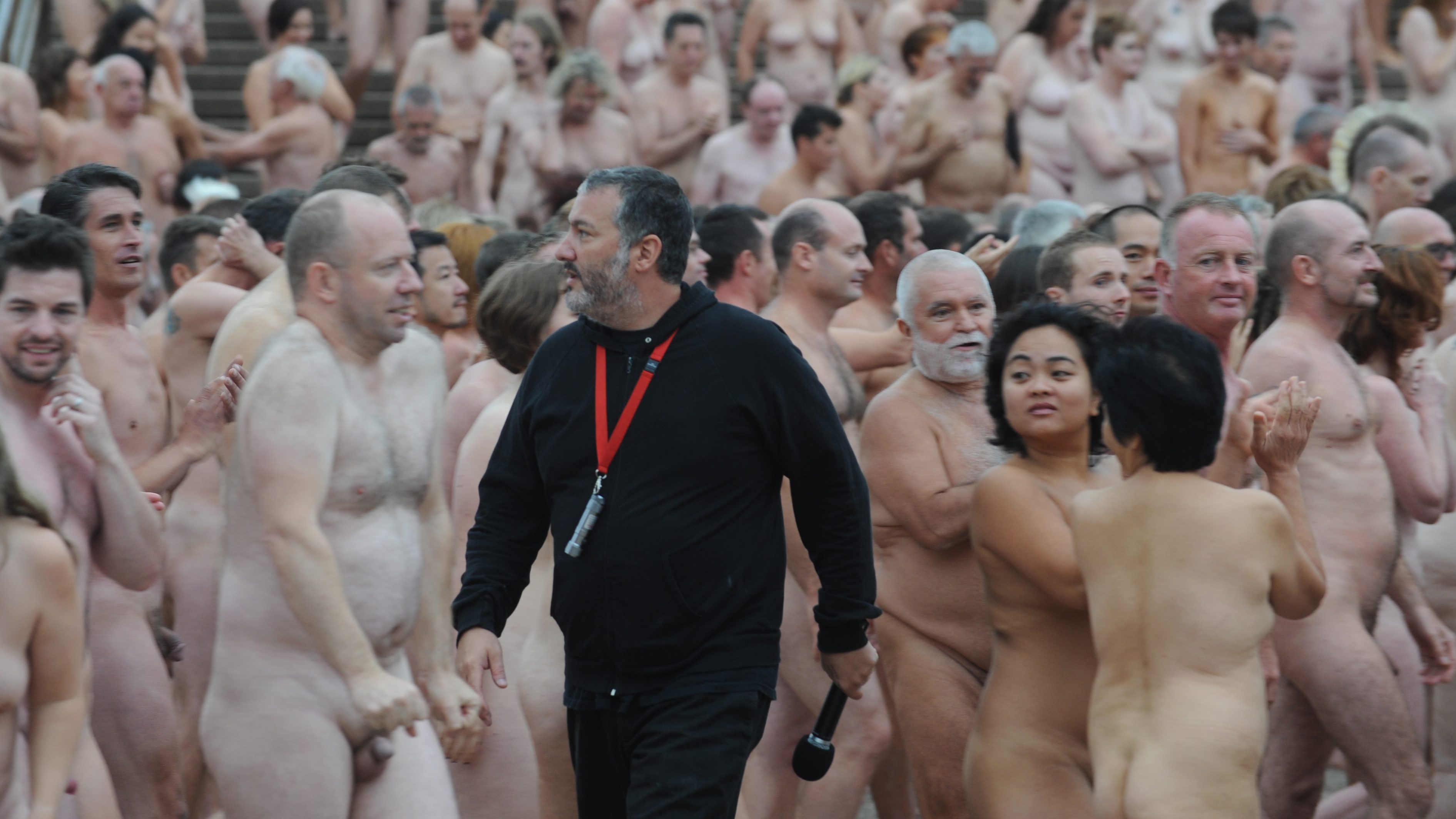 Trousers down: Tunick planning mass nude shot on Sydney beach - InQueensland